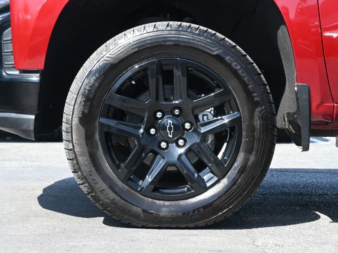 Used 2022 Chevrolet Silverado 1500 LT Trail Boss w/ Safety Package AWD/4WD image 12