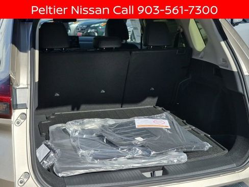New 2026 Nissan Rogue Platinum w/ Platinum Premium Package image 7