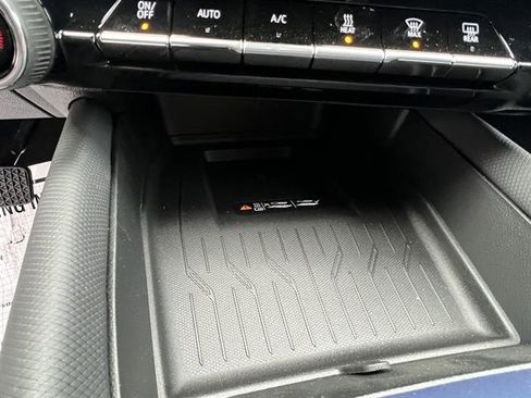 New 2026 Chevrolet Equinox EV LT image 14