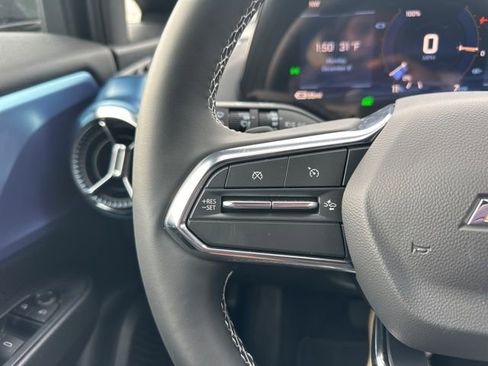 New 2026 Chevrolet Equinox EV LT image 14