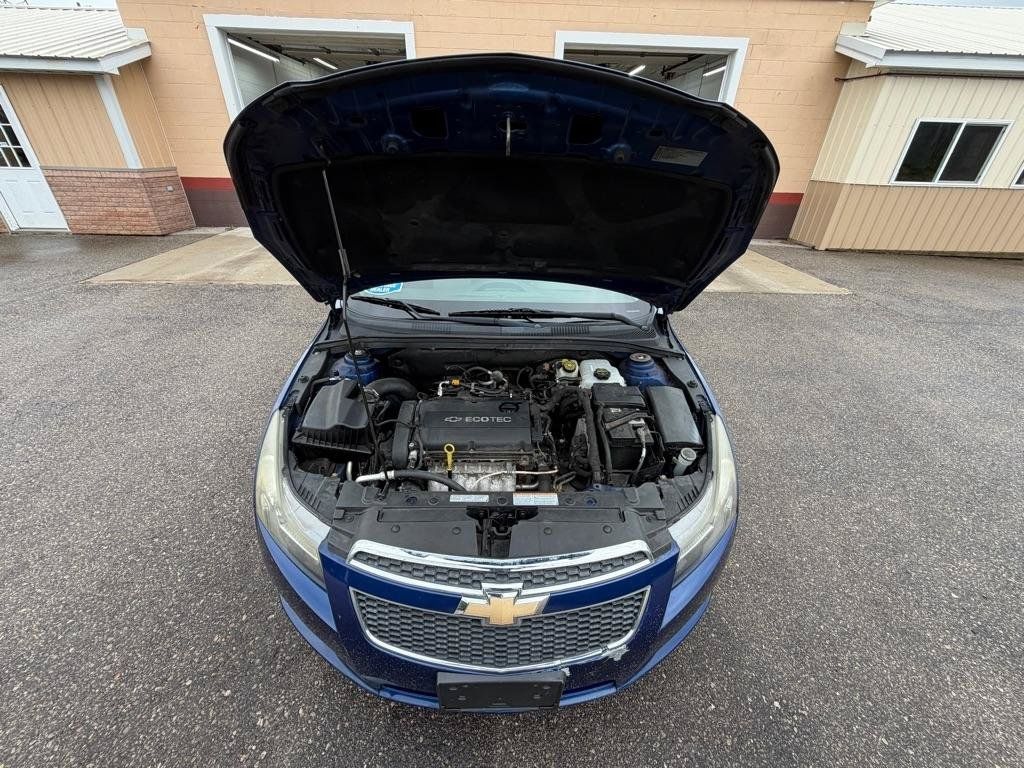 Used 2012 Chevrolet Cruze LS FWD image 8