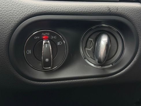 New 2026 Porsche Macan image 34