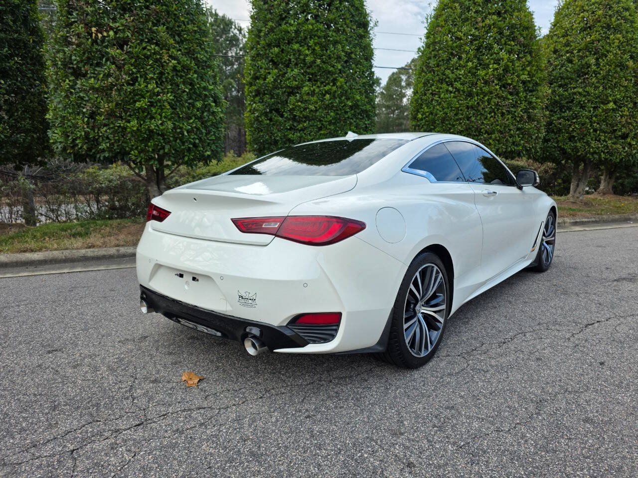 Used 2017 INFINITI Q60 2.0t w/ Premium Plus Package 2.0T AWD/4WD image 5