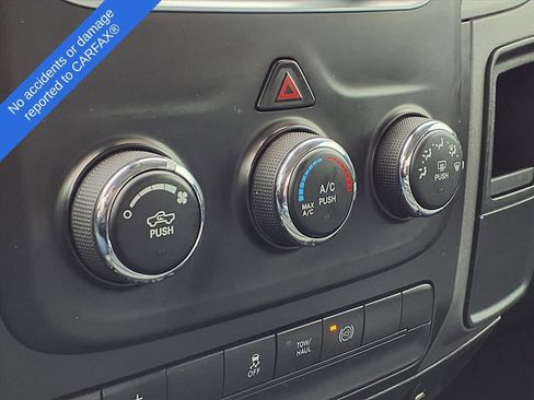 Used 2018 RAM 3500 Tradesman w/ Chrome Appearance Group image 25