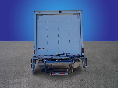 Used 2023 Ford F650 2WD Regular Cab Super Duty image 5