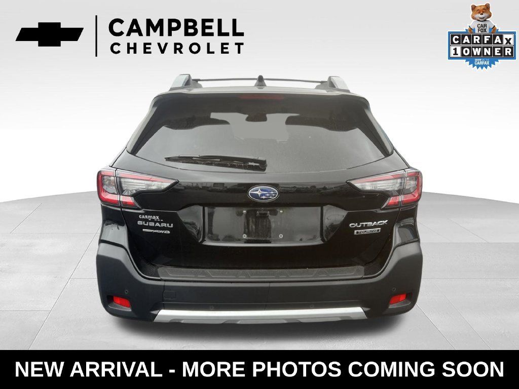 Used 2023 Subaru Outback Touring AWD/4WD image 4