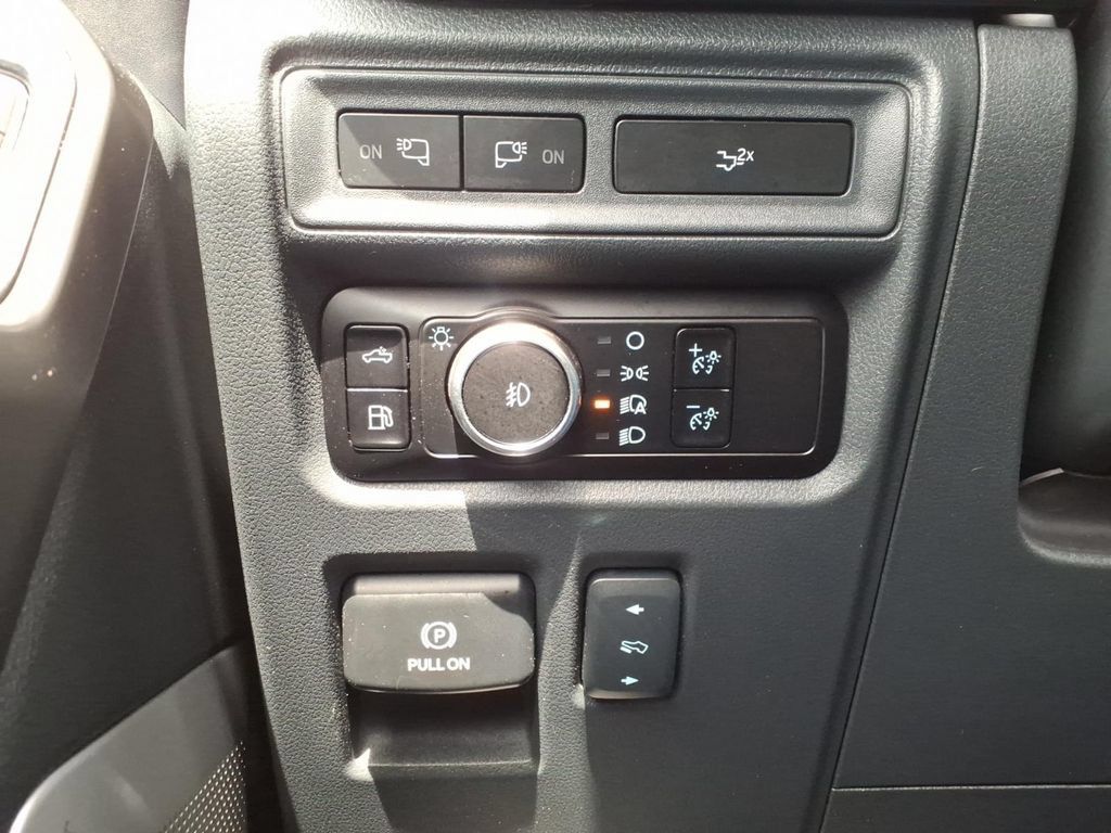 Used 2024 Ford F150 Lariat w/ Equipment Group 502A High AWD/4WD image 35