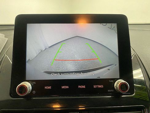 Used 2024 Mitsubishi Eclipse Cross LE image 26