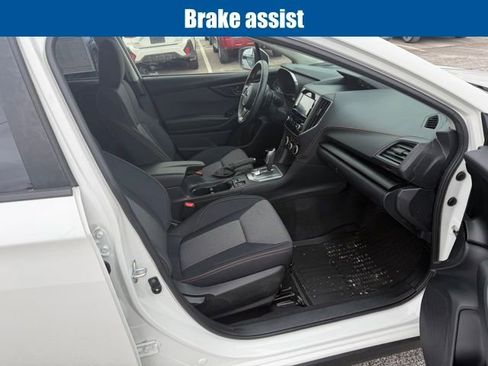 Used 2023 Subaru Crosstrek 2.0i Premium image 14