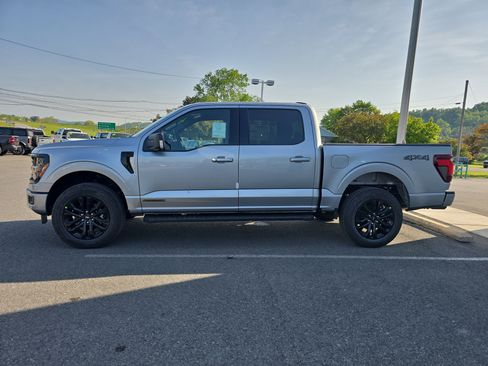 New 2025 Ford F150 XLT w/ Equipment Group 302A MID image 7