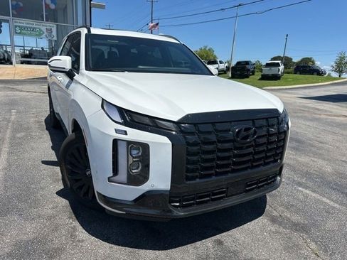 Used 2024 Hyundai Palisade Calligraphy AWD/4WD image 2