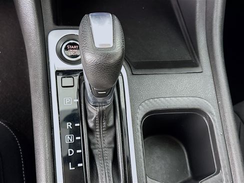 Used 2021 Nissan Sentra SV w/ Electronics Package FWD image 18