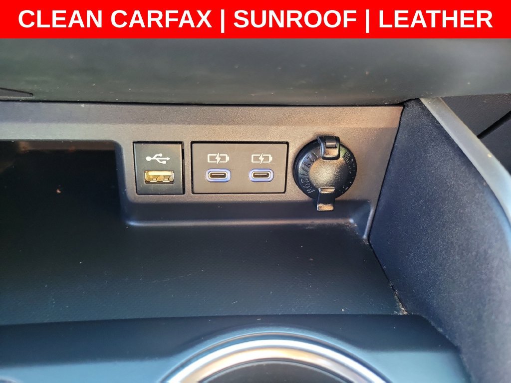 Used 2022 Toyota Highlander XLE FWD image 34