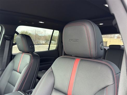 Used 2026 Chevrolet Traverse RS image 13