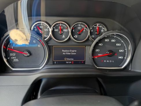 Used 2022 Chevrolet Silverado 1500 LT RWD image 24