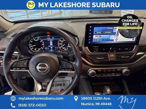 Used 2024 Nissan Altima 2.5 SR w/ SR Premium Package image 16