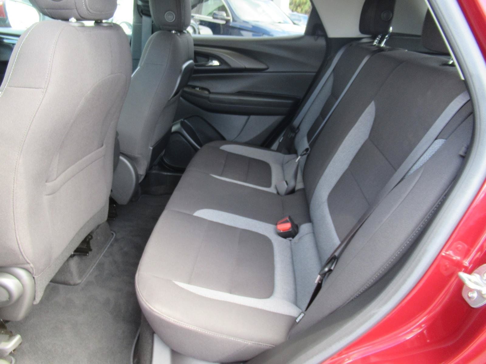 Certified 2024 Chevrolet TrailBlazer LT w/ Driver Confidence Package FWD image 34