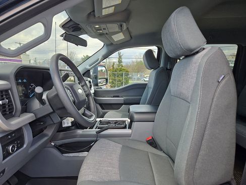 Used 2024 Ford F250 XLT w/ FX4 Off-Road Package image 15