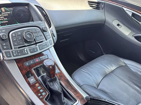 Used 2012 Buick LaCrosse Touring FWD image 20
