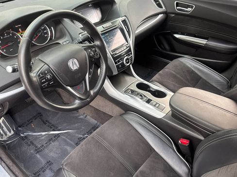 Used 2019 Acura TLX w/A-Spec Pkg image 4