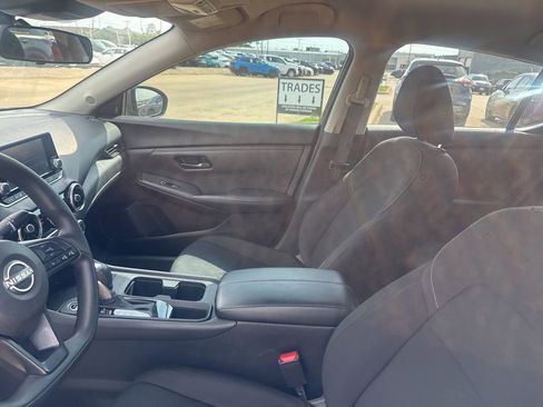 Used 2024 Nissan Sentra S image 37