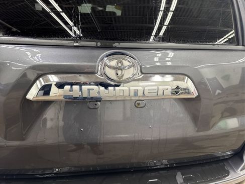 Used 2021 Toyota 4Runner Limited image 14