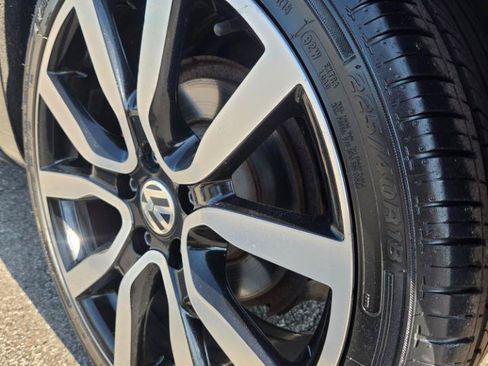 Used 2014 Volkswagen GTI Wolfsburg Edition FWD image 6