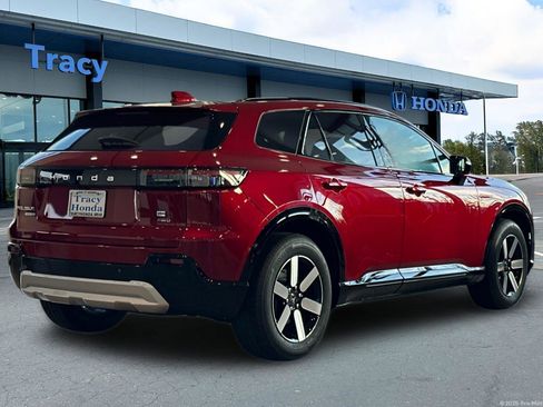 New 2026 Honda Prologue Touring image 4