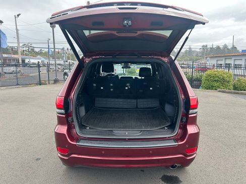 Used 2021 Jeep Grand Cherokee Laredo X AWD/4WD image 33
