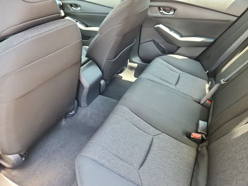 Certified 2023 Honda Accord EX image 11
