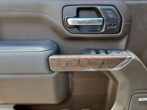 Used 2022 GMC Sierra 3500 Denali AWD/4WD image 21