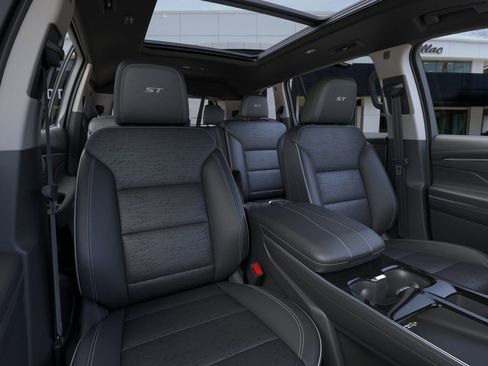 New 2026 Buick Enclave Sport Touring image 18