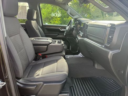 Used 2023 Chevrolet Silverado 1500 LT AWD/4WD image 20