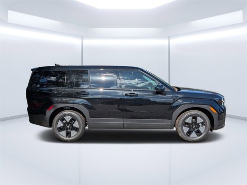 New 2026 Hyundai Santa Fe SE image 2