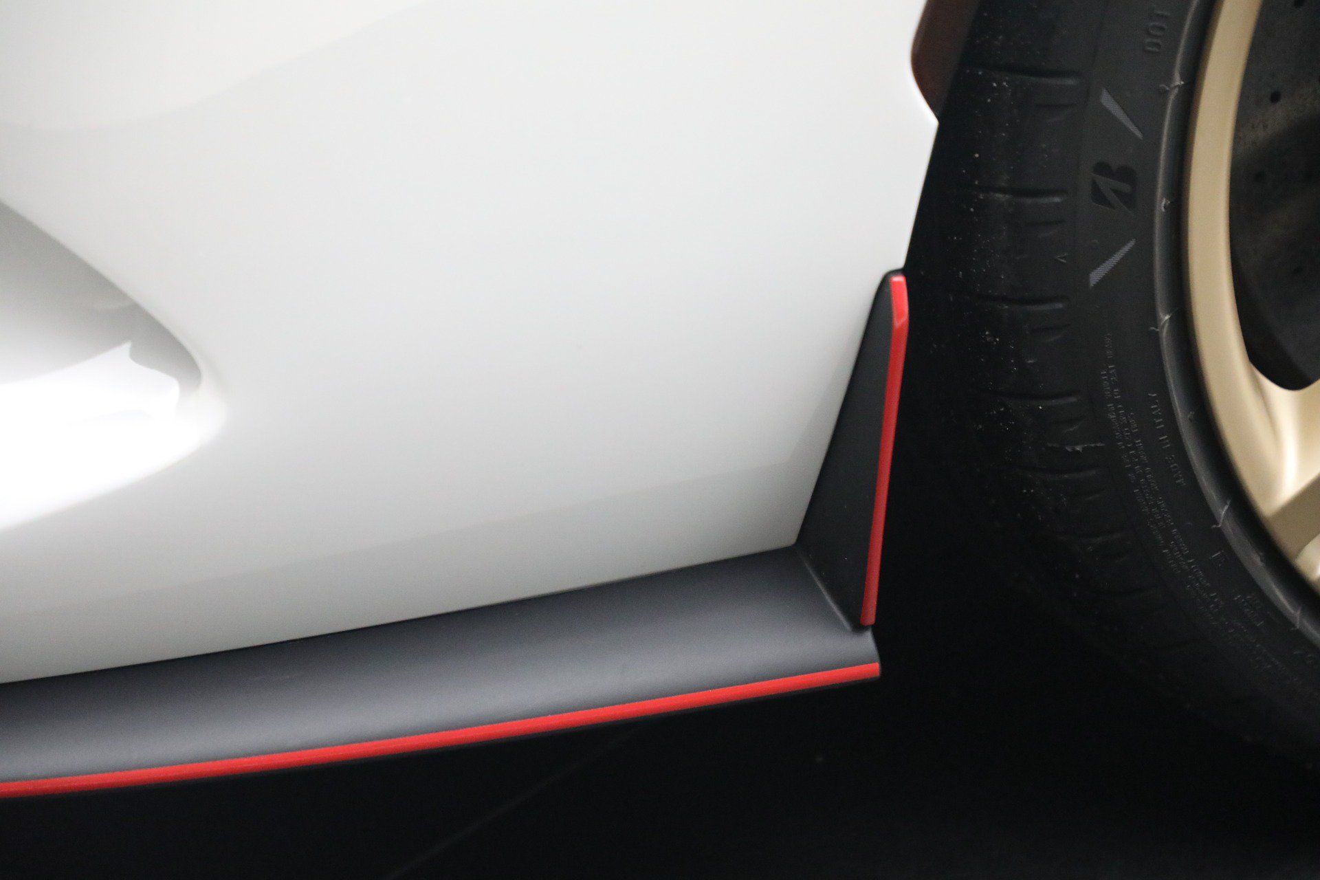Certified 2025 Ferrari 296 GTS RWD image 35