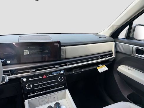 New 2026 Hyundai Santa Fe SE FWD image 22