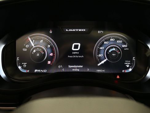 Used 2024 RAM 2500 Limited AWD/4WD image 27
