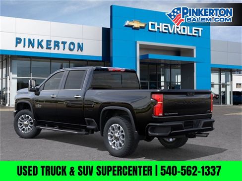 New 2025 Chevrolet Silverado 2500 LTZ w/ Z71 Chrome Sport Edition image 4