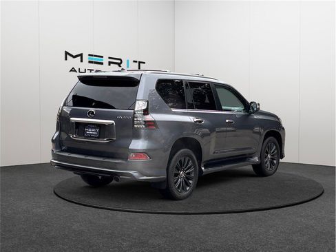 Used 2023 Lexus GX 460 Premium image 9
