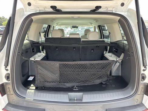 Used 2025 Hyundai Santa Fe SEL FWD image 8