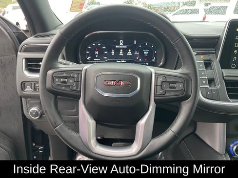Used 2024 GMC Yukon XL SLT w/ SLT Premium Package image 18