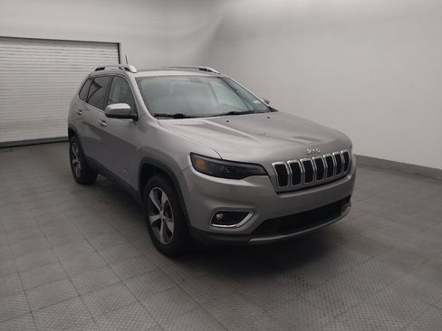 Used 2019 Jeep Cherokee Limited AWD/4WD image 13