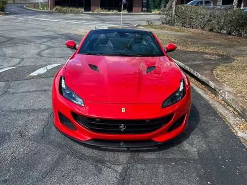 Used 2019 Ferrari Portofino RWD image 5