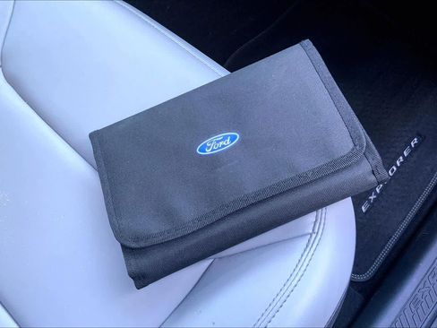 Used 2021 Ford Explorer XLT w/ Equipment Group 202A image 29