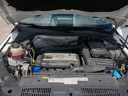 Used 2017 Volkswagen Tiguan Limited w/ Premium Package FWD image 16