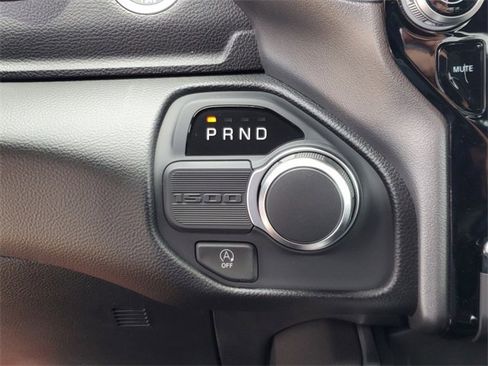 New 2025 RAM 1500 Big Horn image 28