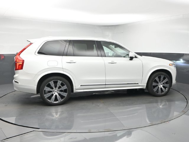 Used 2024 Volvo XC90 T8 Plus w/ Protection Package Premier AWD/4WD image 9