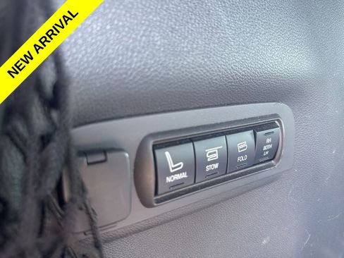 Used 2013 Ford Explorer Limited image 16