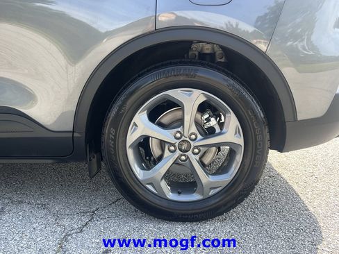 Certified 2025 Ford Escape ST-Line FWD image 29