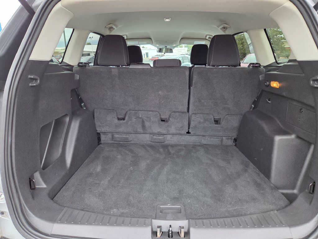 Used 2019 Ford Escape SE FWD image 10